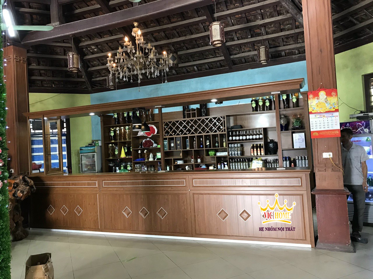 Mẫu tủ quầy bar nhôm nội thất
